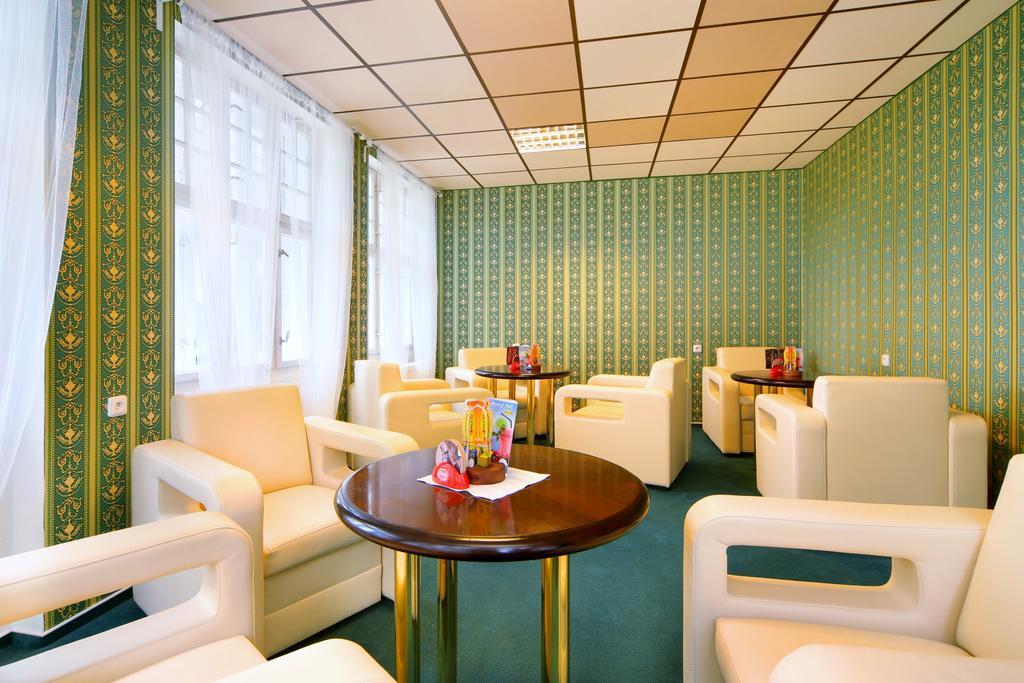 Palace Club Шпіндлерув-Млин Екстер'єр фото
